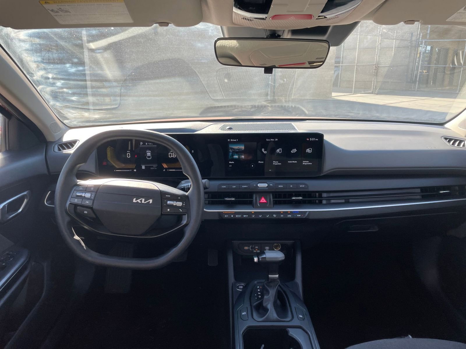 Used 2025 Kia K4 LXS image 35