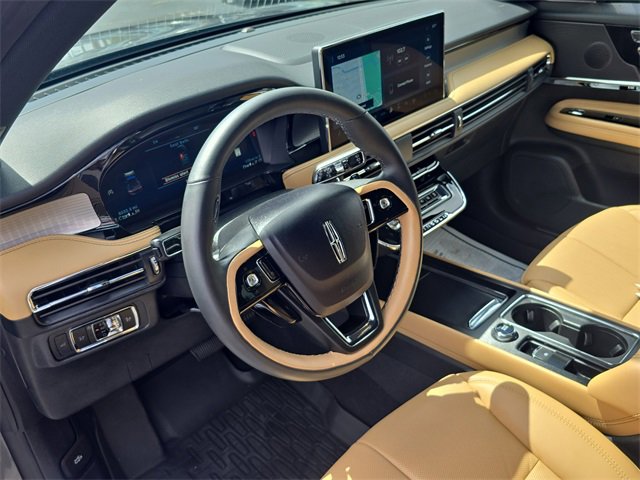 Used 2023 Lincoln Corsair Reserve image 17