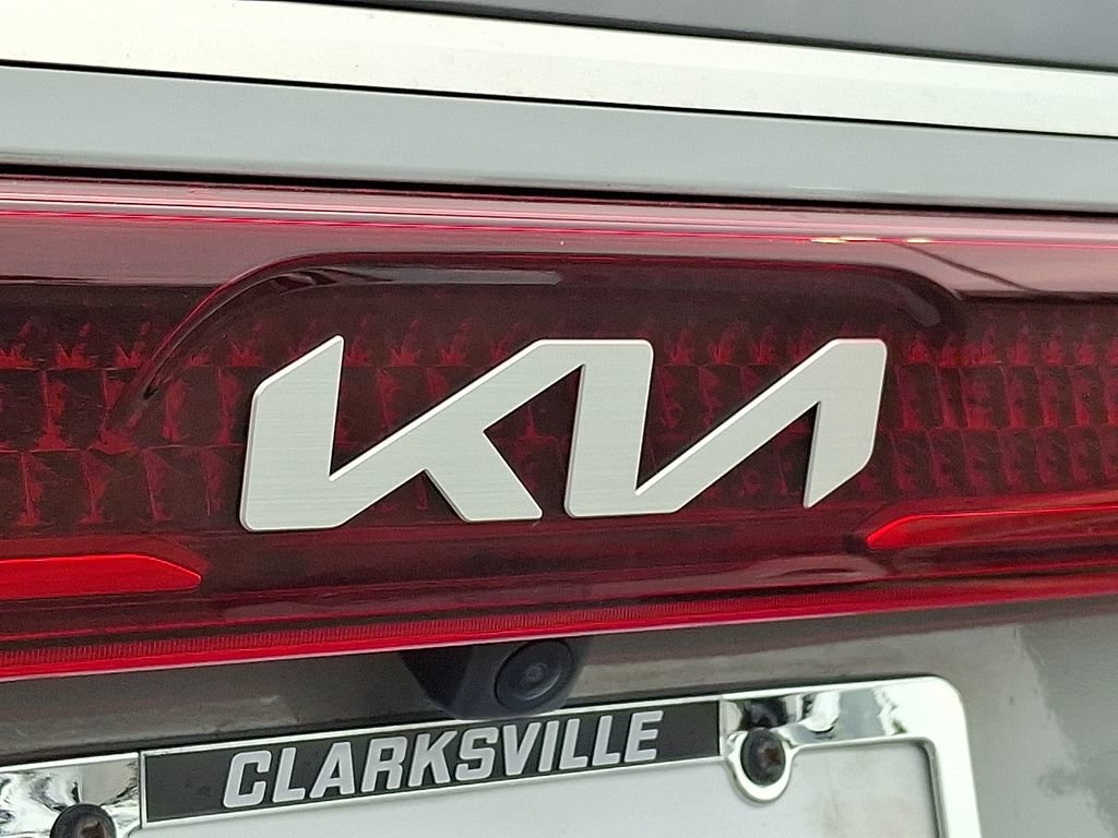 Used 2024 Kia Carnival SX FWD image 33
