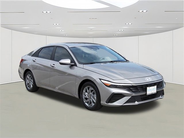 Used 2024 Hyundai Elantra SEL