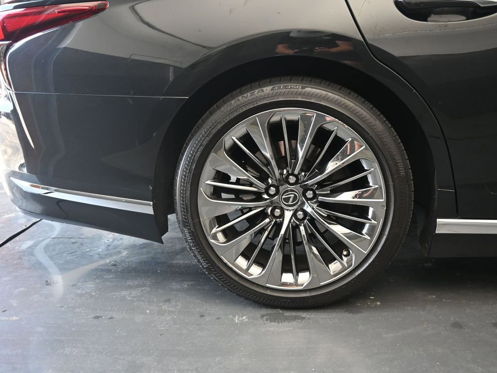 Used 2020 Lexus LS 500 AWD w/ Luxury Package image 9