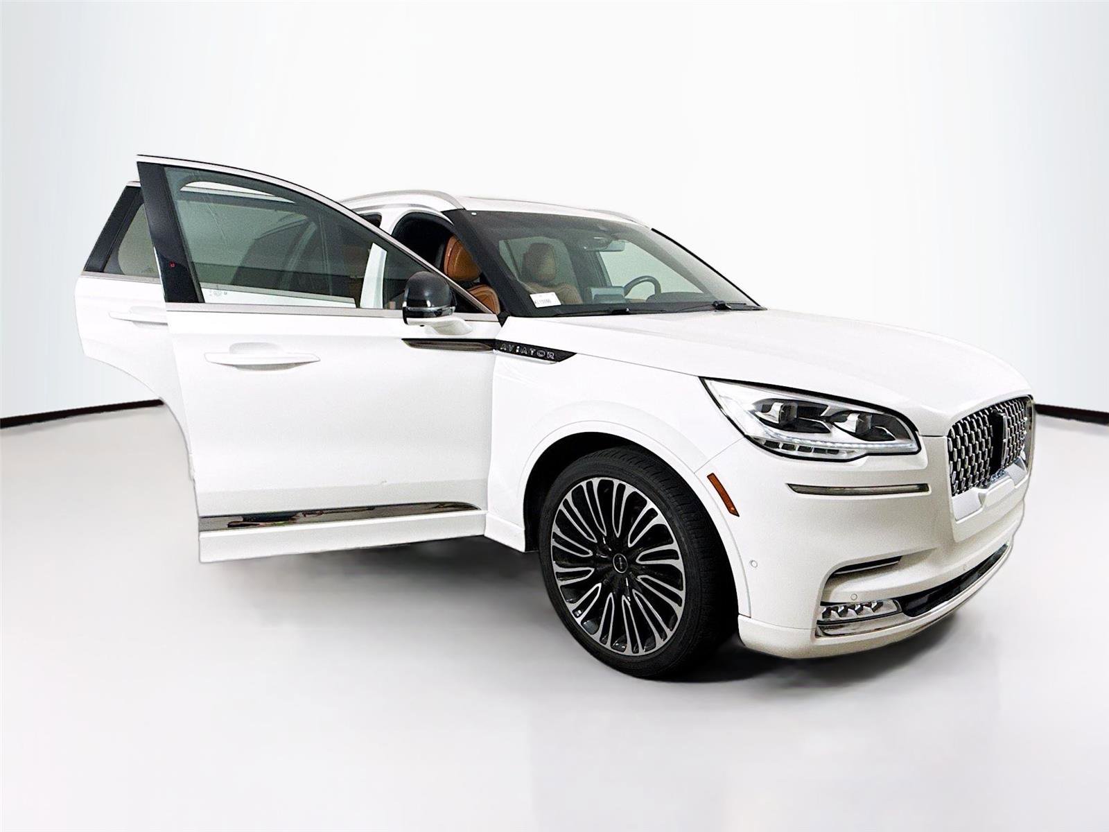 Used 2023 Lincoln Aviator Black Label w/ Dynamic Handling Package image 14