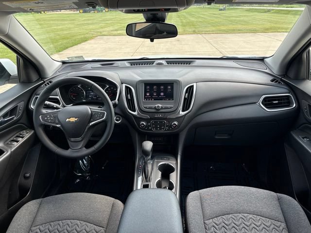 Used 2024 Chevrolet Equinox LT FWD image 24