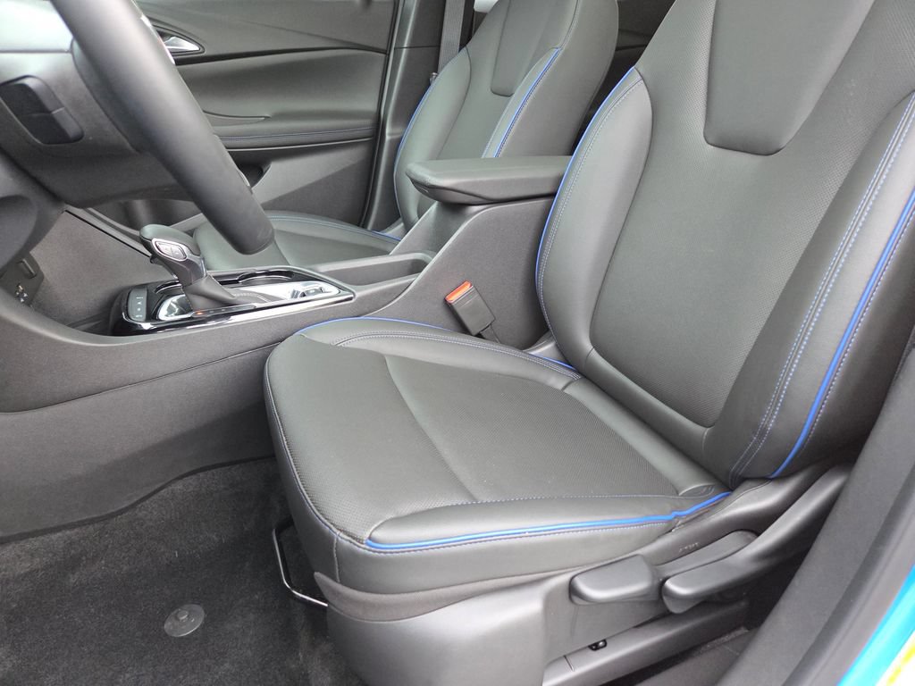 Used 2025 Buick Encore GX Sport Touring w/ Experience Buick Package AWD/4WD image 30