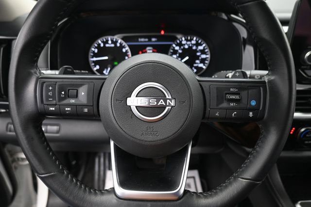 Used 2025 Nissan Pathfinder SV AWD/4WD image 19