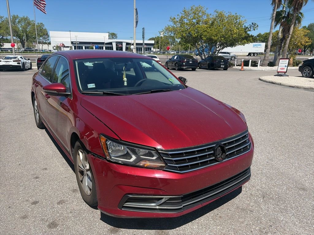 Used 2017 Volkswagen Passat 1.8T S image 8