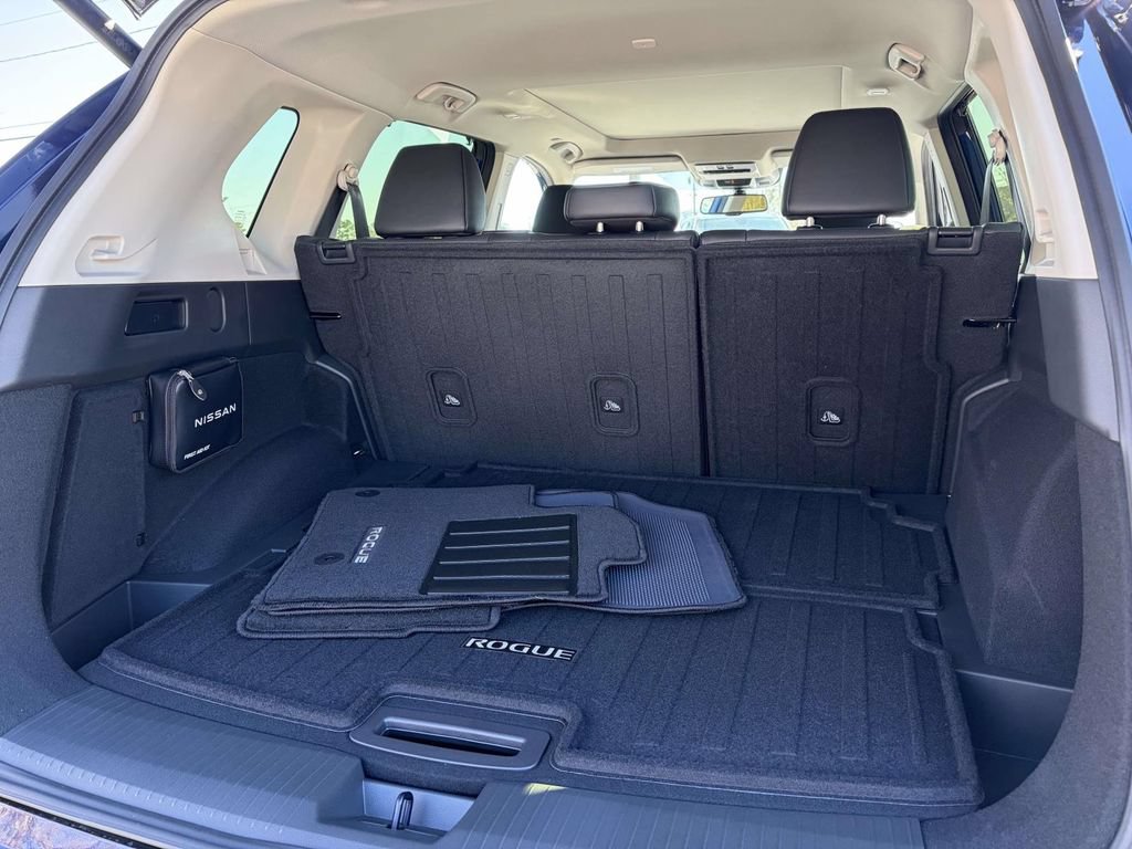 New 2026 Nissan Rogue Platinum w/ Platinum Premium Package AWD/4WD image 8