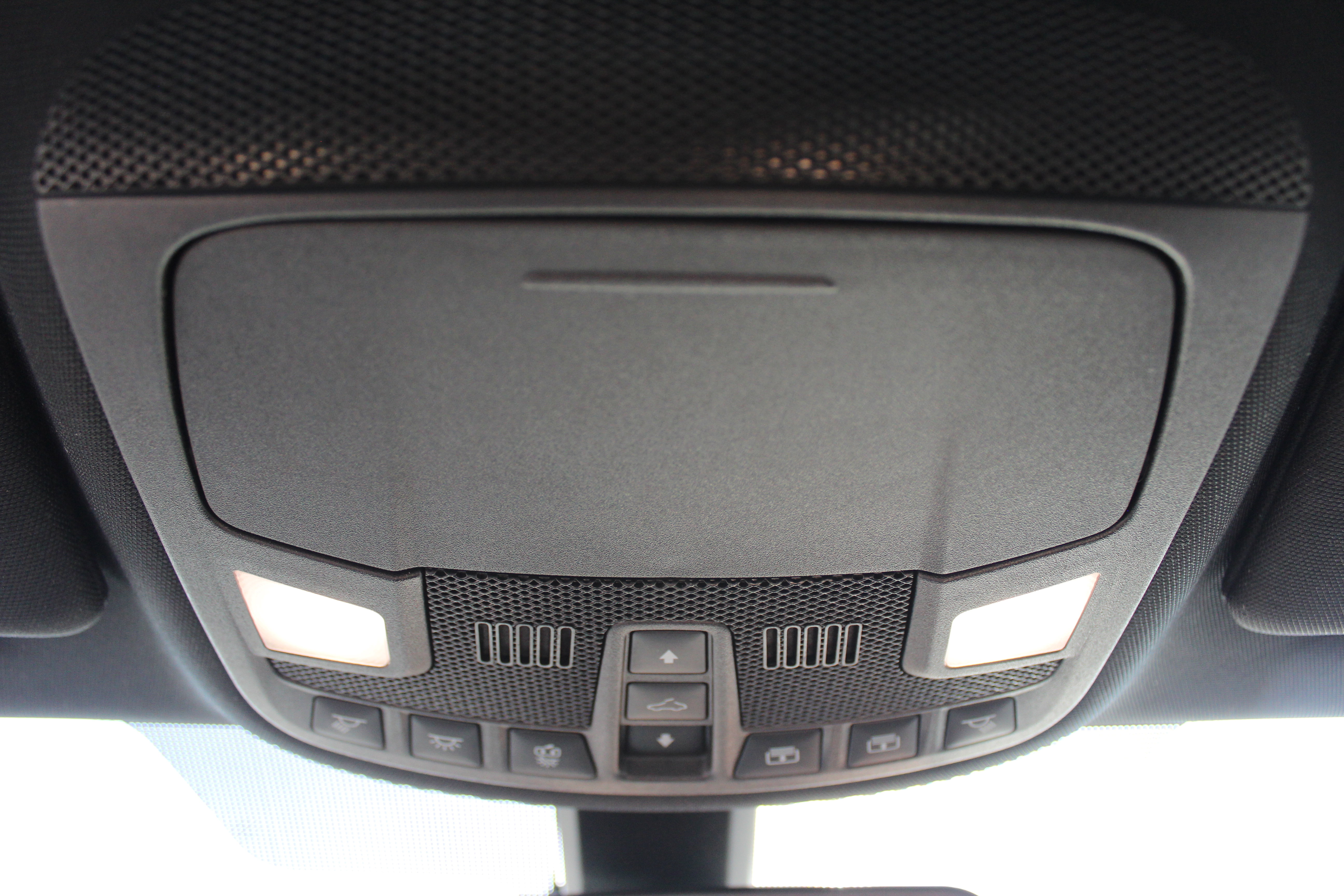 Used 2019 Lincoln MKC Reserve w/ MKC Climate Package image 12