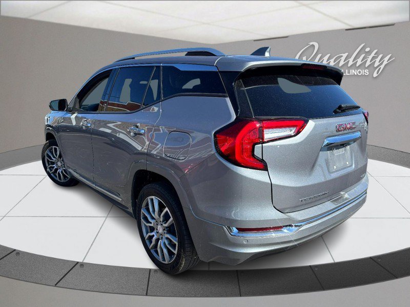 Used 2023 GMC Terrain Denali w/ Denali Premium Package AWD/4WD image 6
