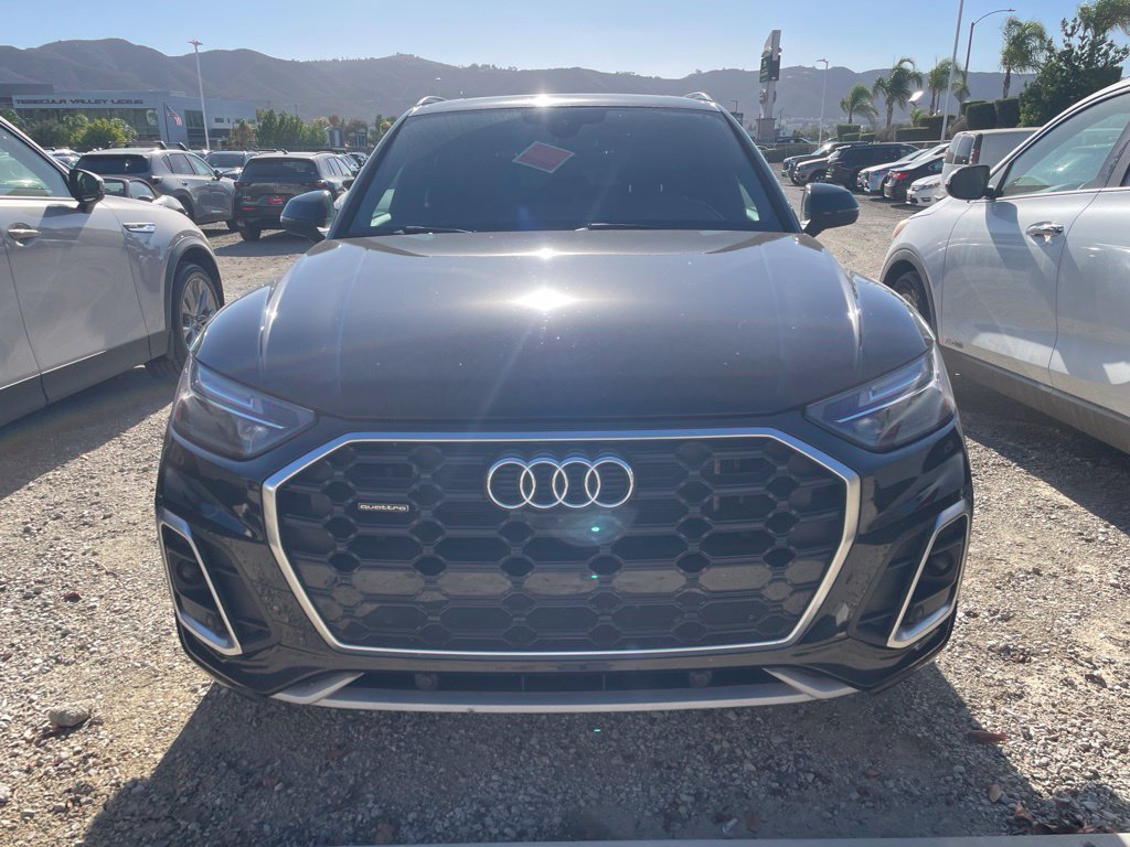 Used 2021 Audi Q5 e Premium Plus w/ Premium Plus Package AWD/4WD image 2