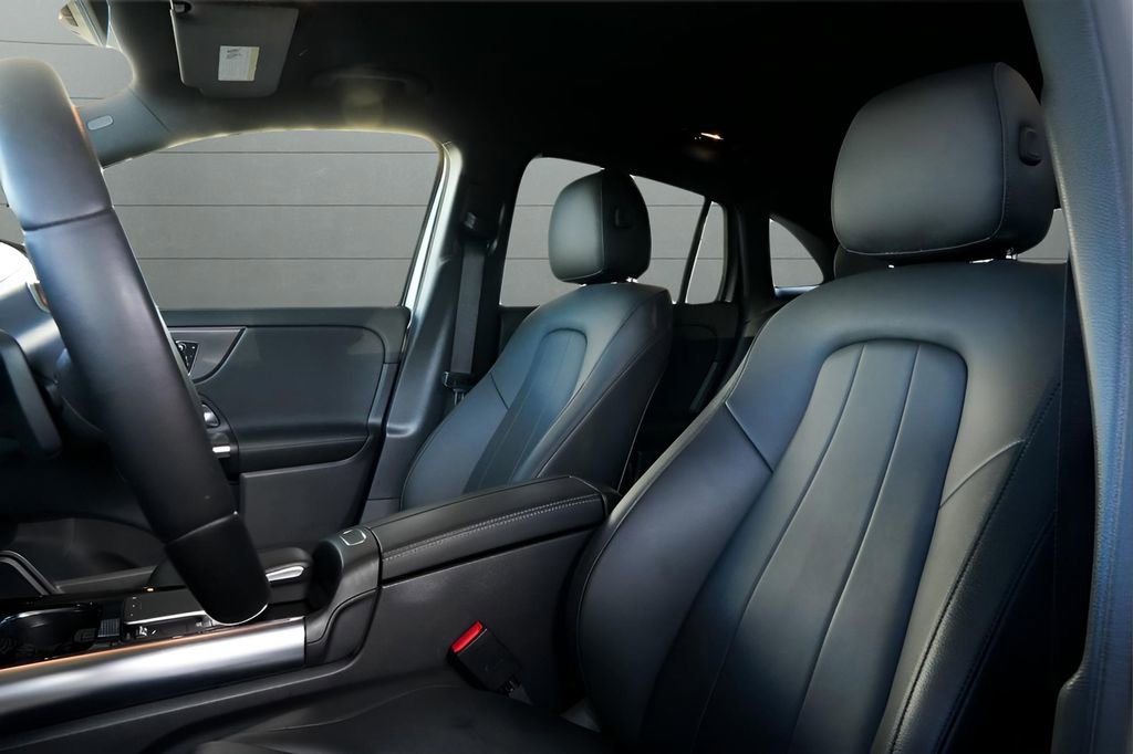 Used 2022 Mercedes-Benz GLA 250 4MATIC image 36