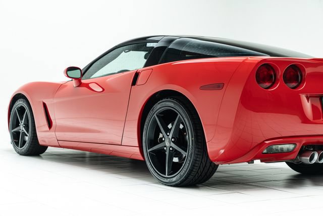 Used 2013 Chevrolet Corvette Coupe w/ Battery Protection Package RWD image 18