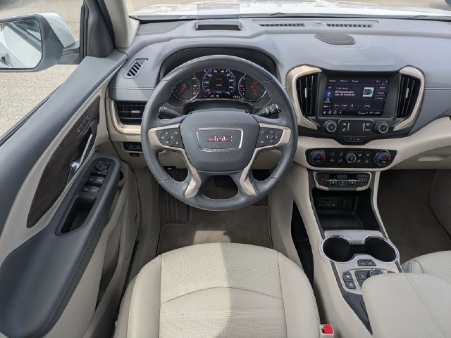 Used 2022 GMC Terrain Denali w/ Denali Premium Package AWD/4WD image 30