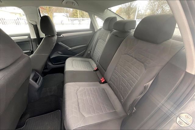 Used 2021 Volkswagen Passat 2.0T S image 25