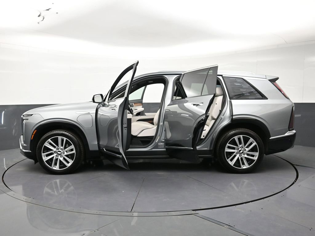 Used 2026 Cadillac Vistiq Luxury AWD/4WD image 35