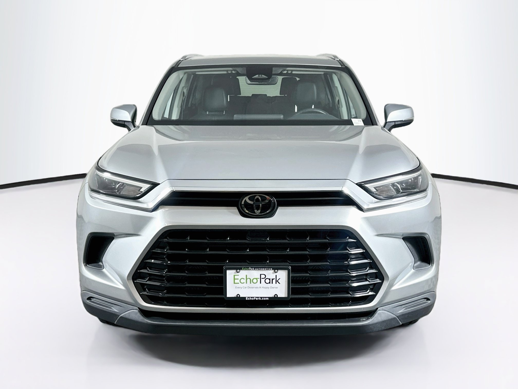 Used 2024 Toyota Grand Highlander AWD Hybrid image 2