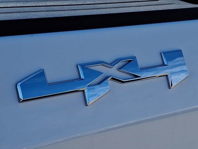 New 2026 GMC Sierra 1500 Elevation image 23