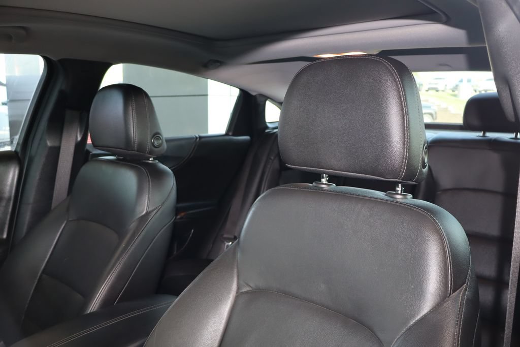 Used 2019 Chevrolet Malibu LT w/ Leather Package FWD image 15