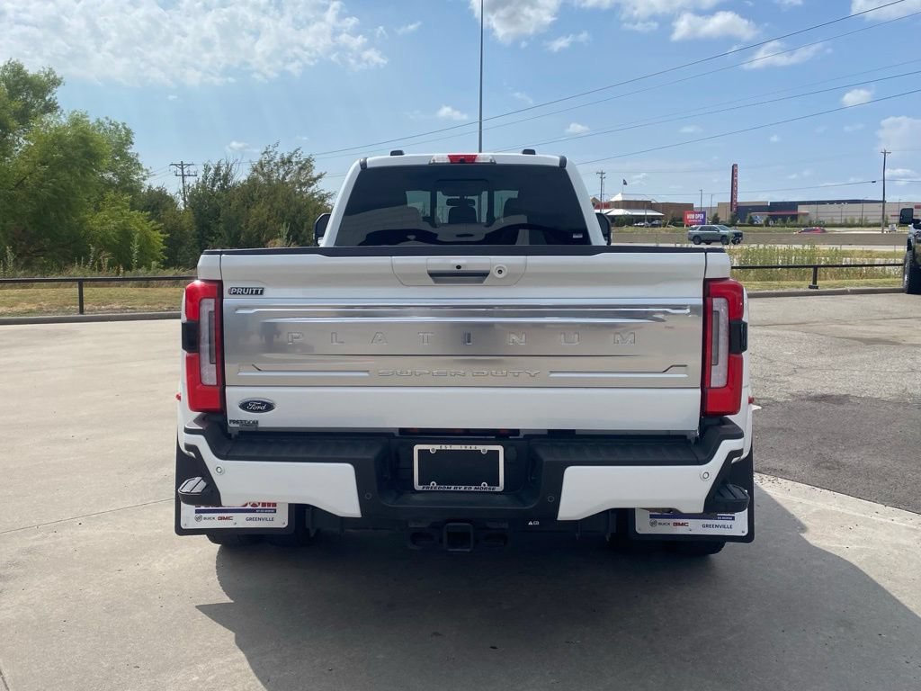 Used 2024 Ford F450 Platinum w/ FX4 Off-Road Package AWD/4WD image 4