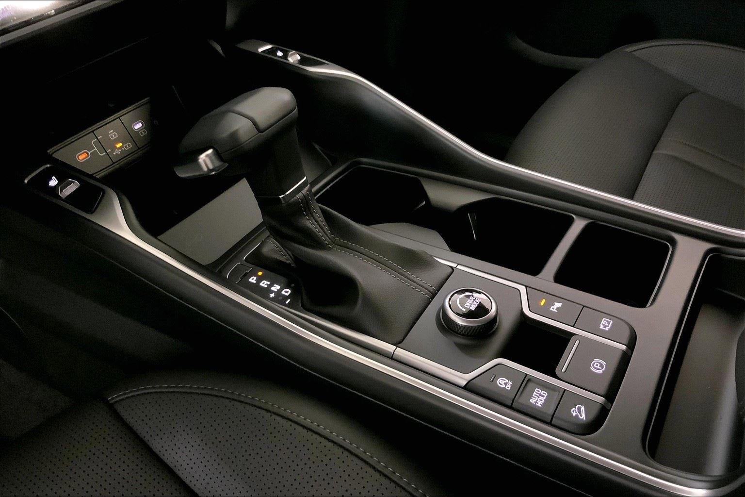 New 2025 Kia Sorento S FWD image 8