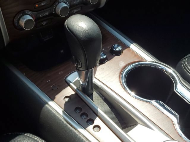 Used 2020 Nissan Pathfinder Platinum AWD/4WD image 33