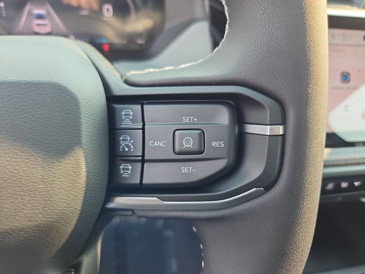 New 2026 Jeep Cherokee Limited AWD/4WD image 32