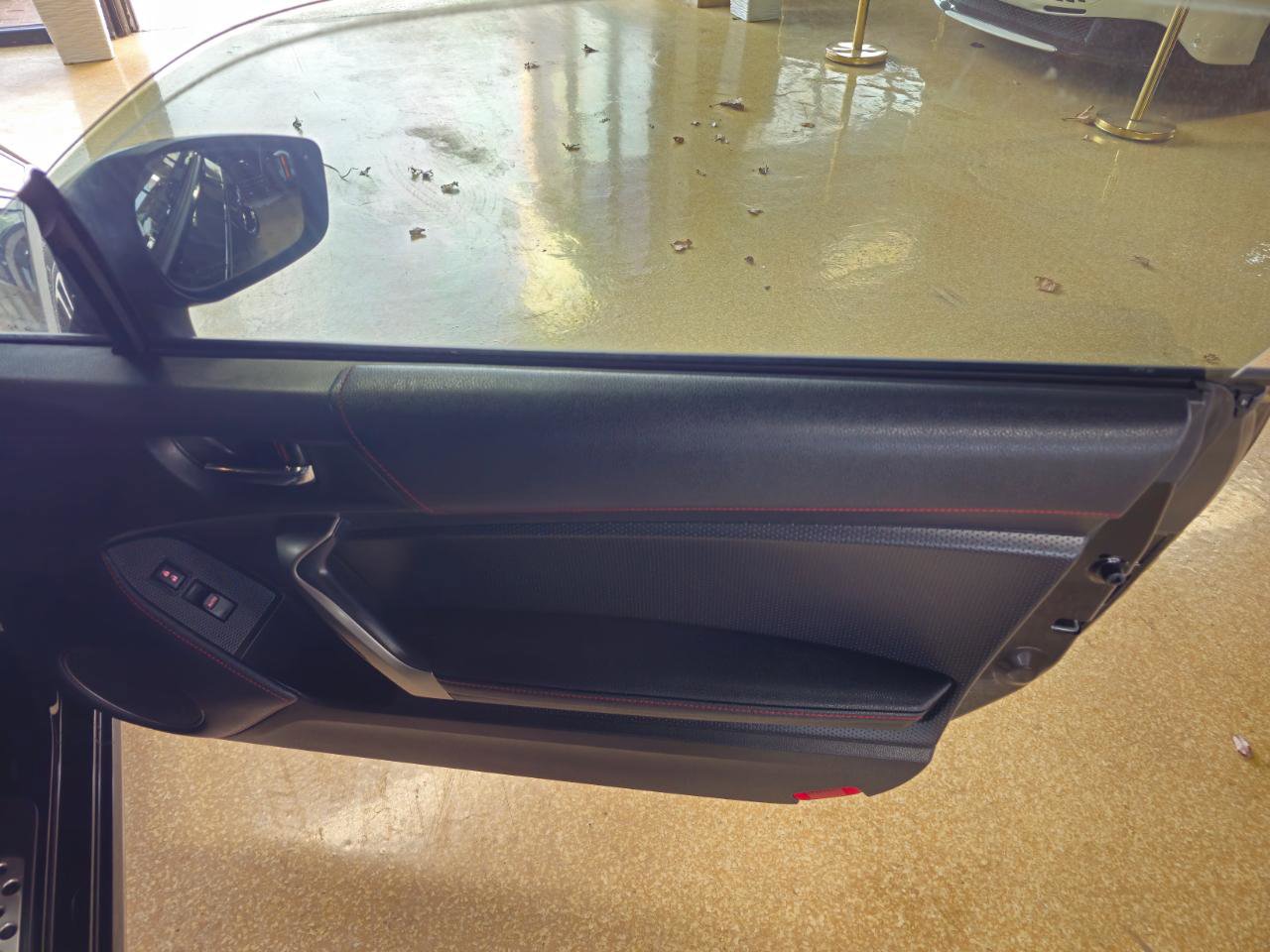 Used 2015 Scion FR-S image 9