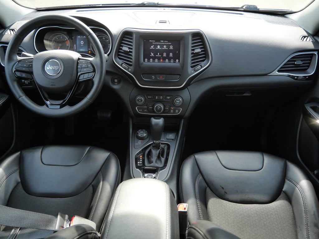 Used 2019 Jeep Cherokee Latitude Plus image 30