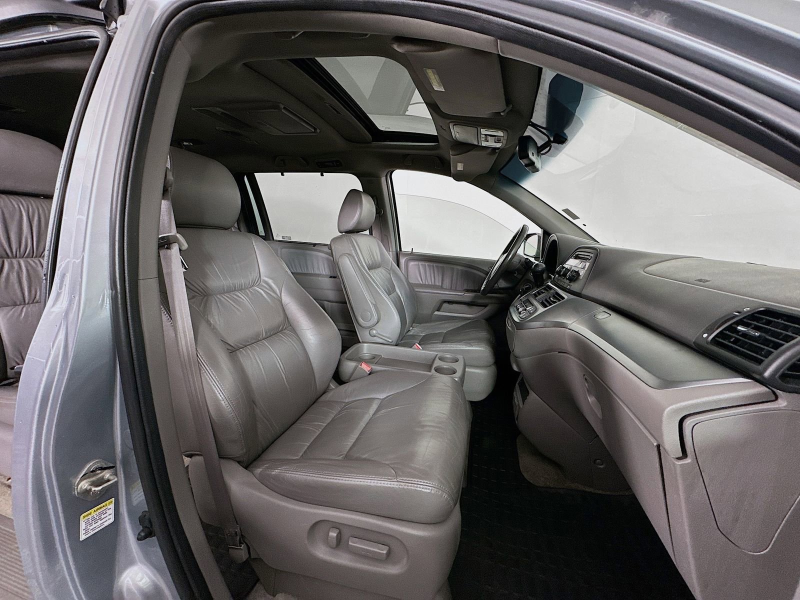 Used 2009 Honda Odyssey EX-L image 30