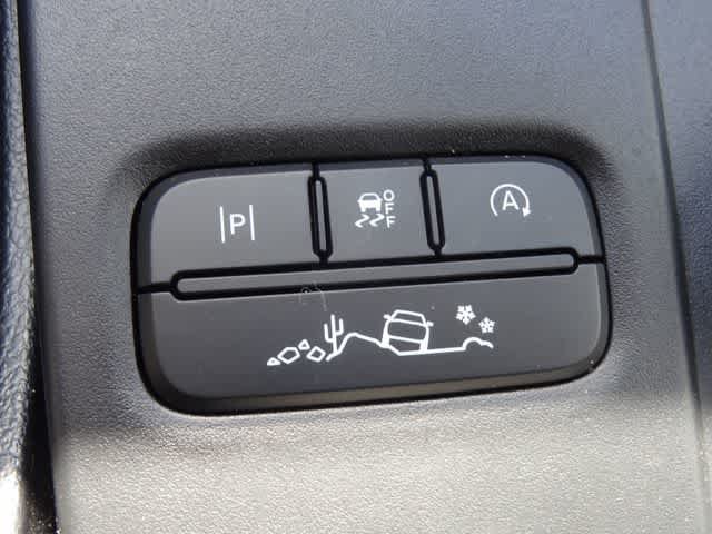 Used 2025 Ford Ranger XLT AWD/4WD image 34