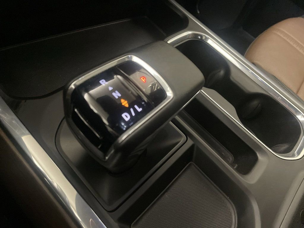 Used 2024 Chevrolet Silverado 1500 High Country image 10