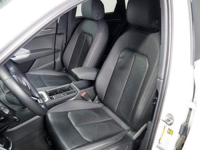 Used 2019 Audi Q3 2.0T Premium image 14