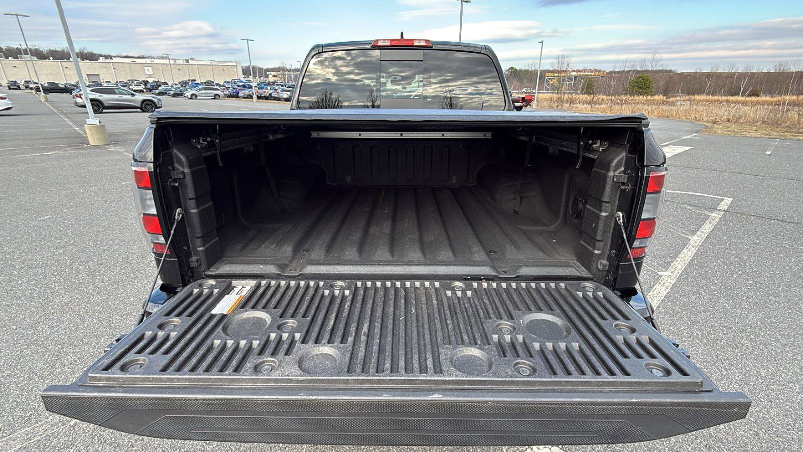 Used 2023 Nissan Frontier PRO-4X w/ Pro-4X Premium Package image 22