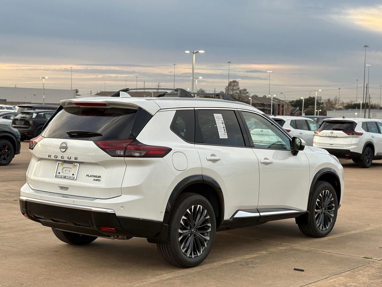 New 2026 Nissan Rogue Platinum AWD/4WD image 7