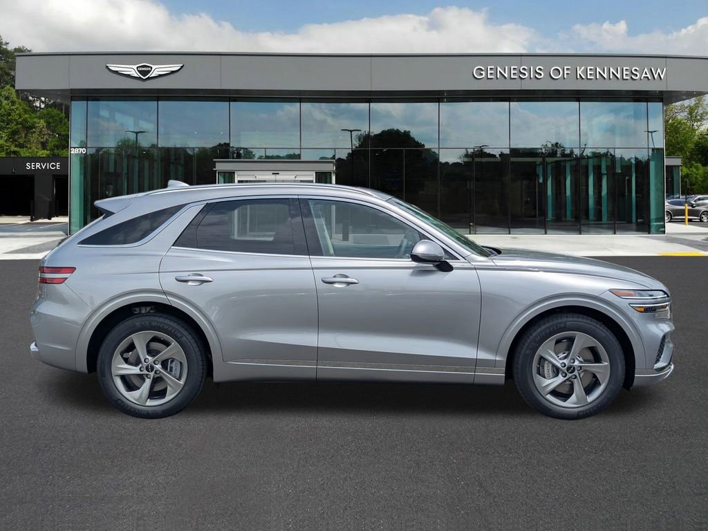 Used 2026 Genesis GV70 2.5T Select image 8