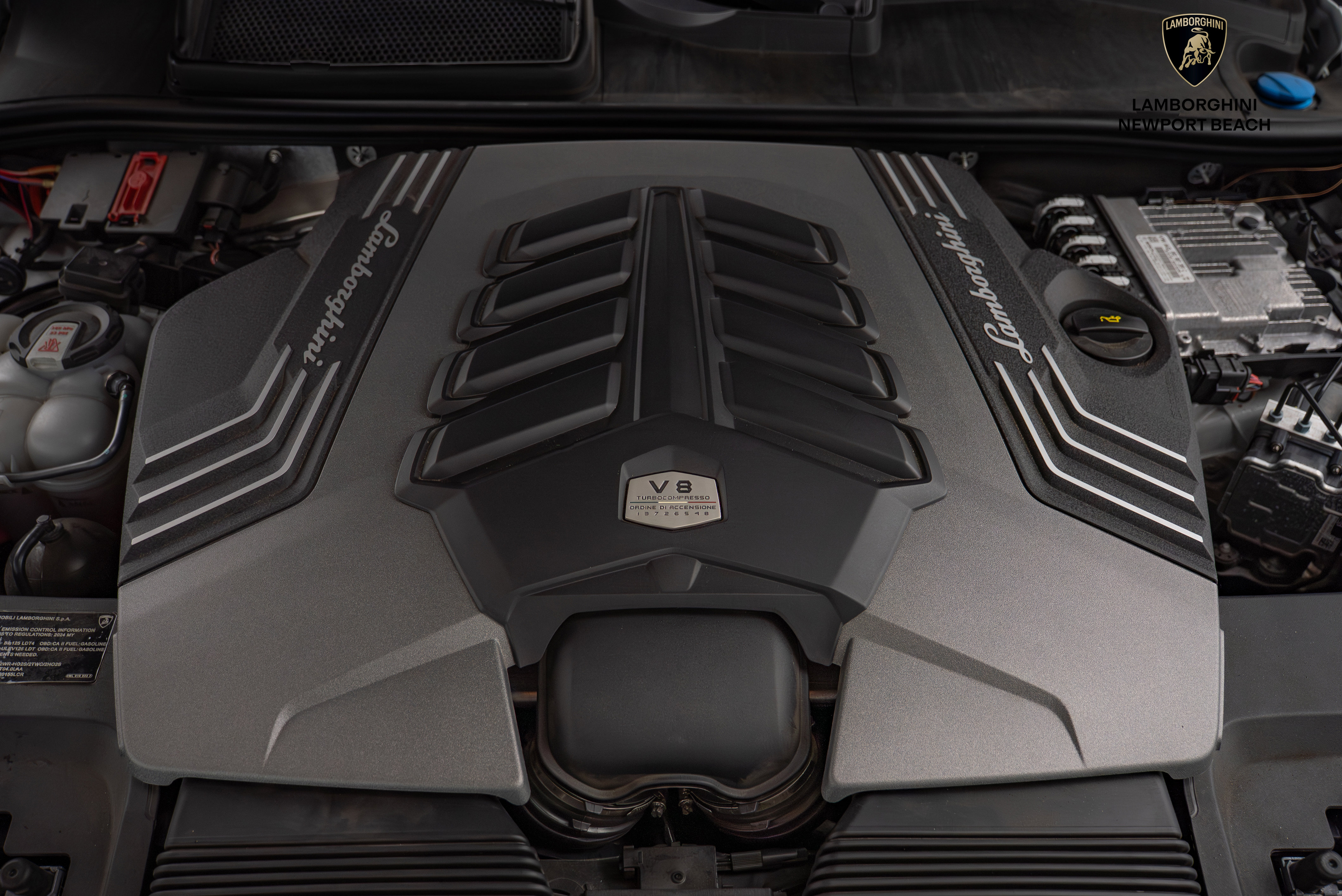 Used 2024 Lamborghini Urus S image 11