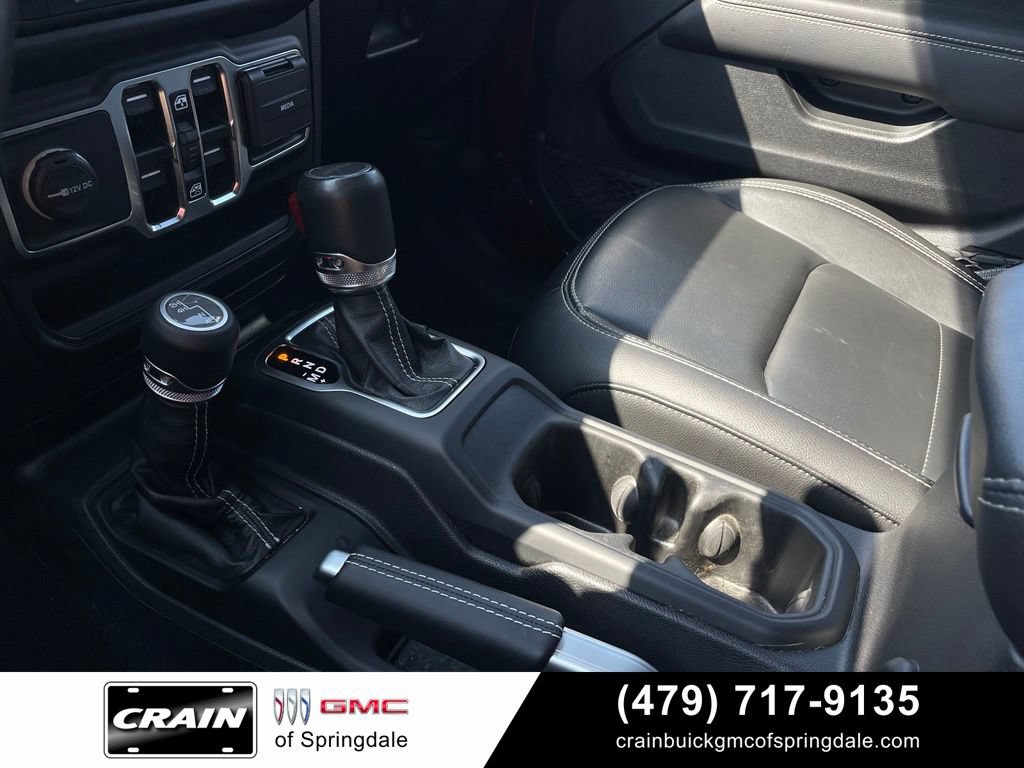 Used 2021 Jeep Gladiator Overland w/ Popular Equipment Package AWD/4WD image 19