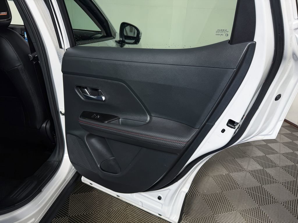 Certified 2025 Nissan Kicks SR w/ SR Premium Package AWD/4WD image 47
