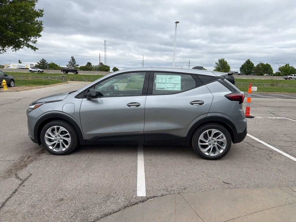 New 2027 Chevrolet Bolt LT FWD image 6