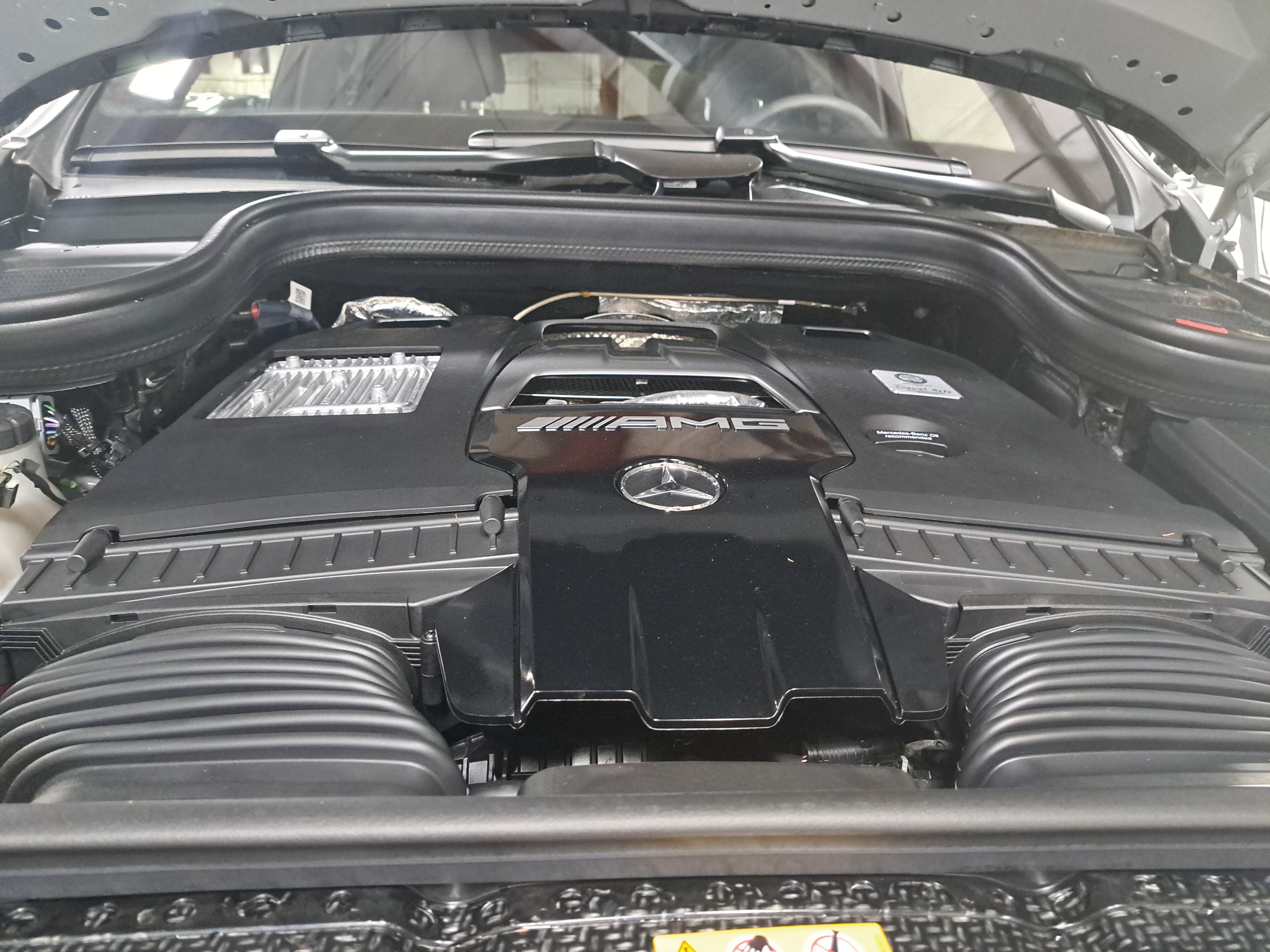 New 2026 Mercedes-Benz GLS 63 AMG 4MATIC image 32
