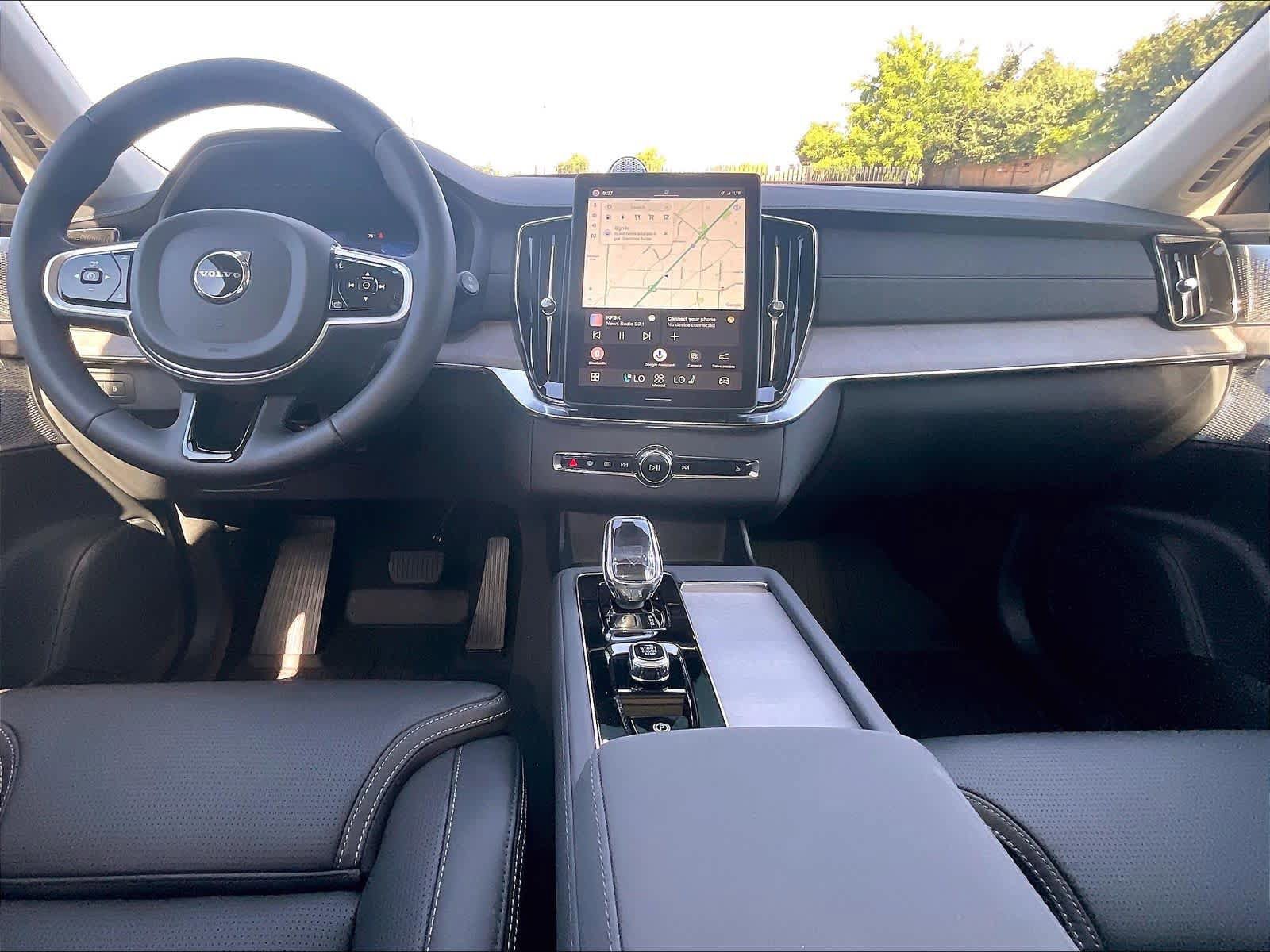 New 2026 Volvo XC90 T8 Ultra w/ Lounge Package AWD/4WD image 7