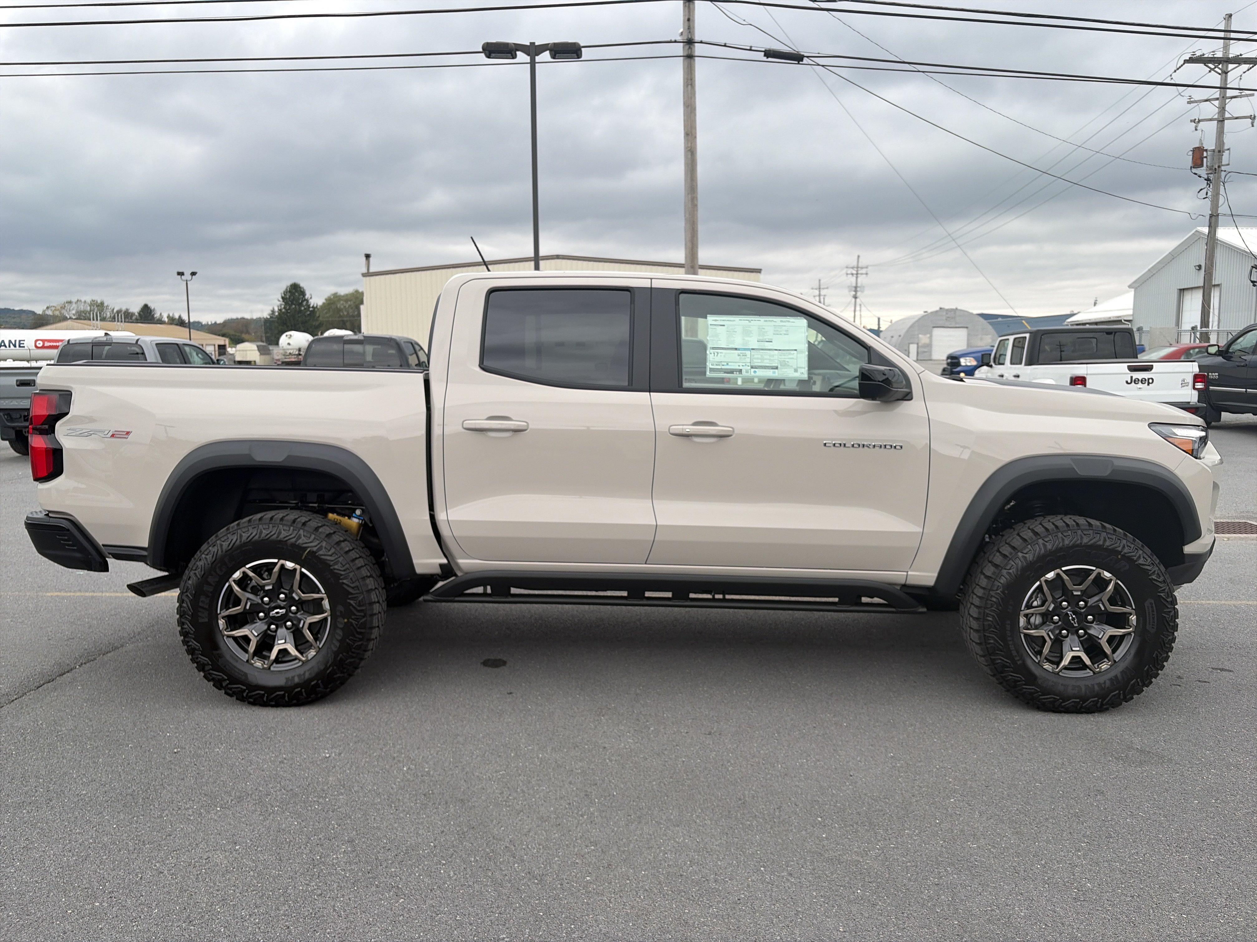 New 2026 Chevrolet Colorado ZR2 w/ Technology Package AWD/4WD image 10