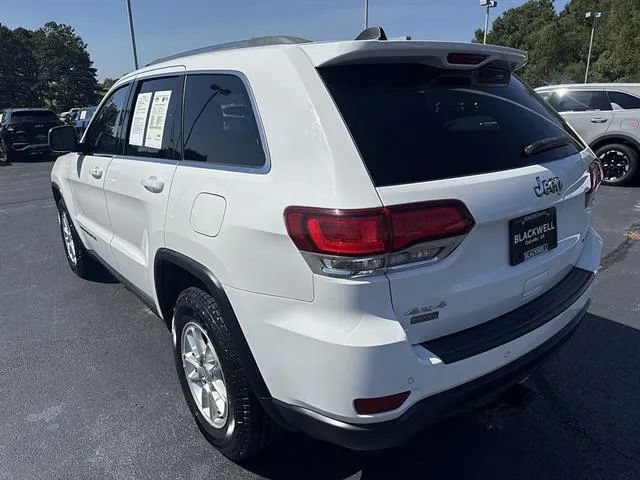 Used 2020 Jeep Grand Cherokee Laredo AWD/4WD image 4