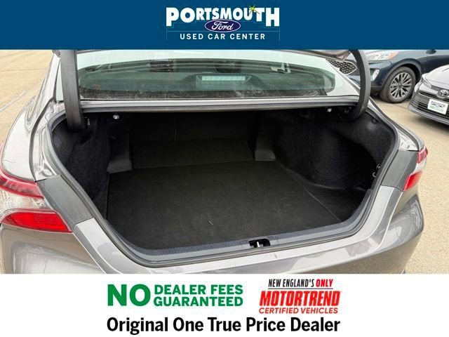 Used 2023 Toyota Camry SE image 12