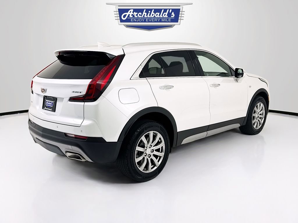 Used 2023 Cadillac XT4 Premium Luxury w/ Cold Weather Package image 6