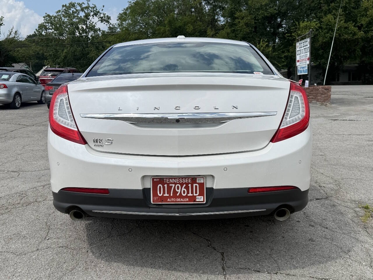 Used 2016 Lincoln MKS AWD w/ Equipment Group 101A image 7
