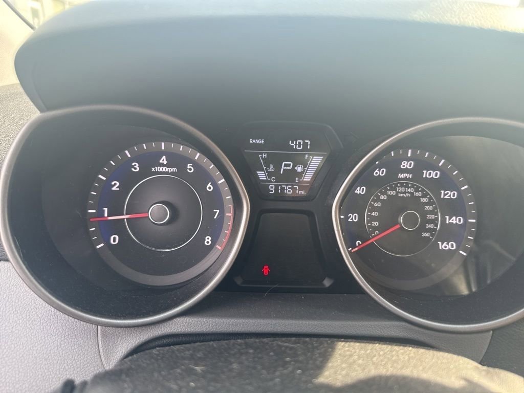 Used 2014 Hyundai Elantra SE image 5