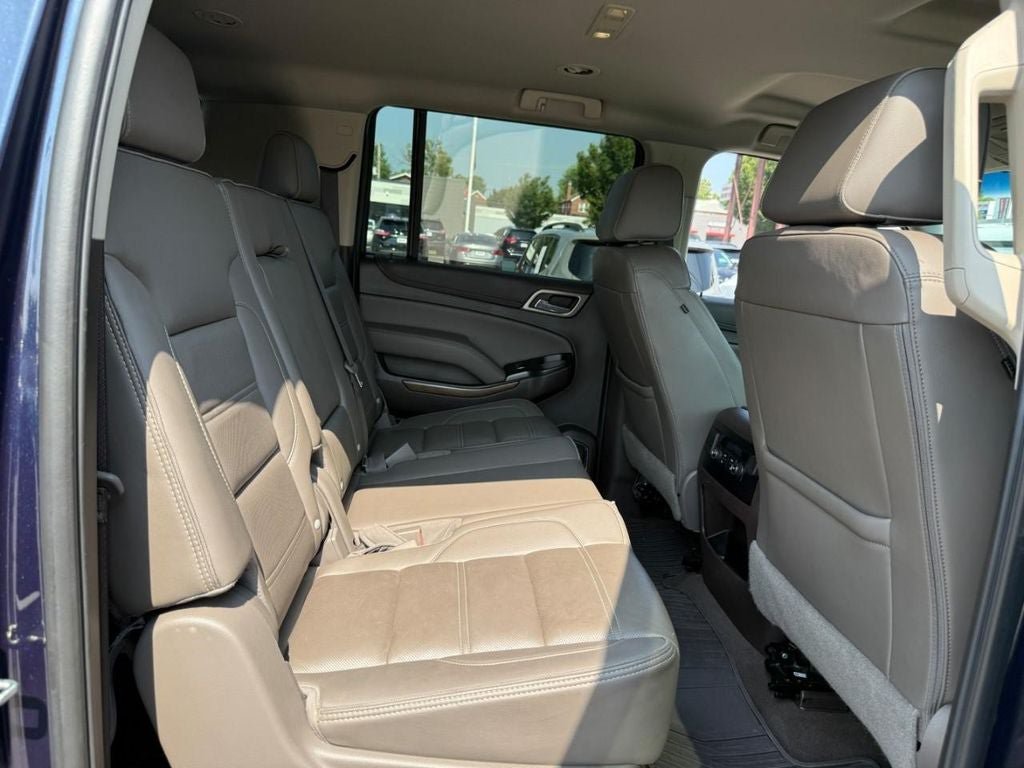 Used 2019 GMC Yukon XL Denali AWD/4WD image 7