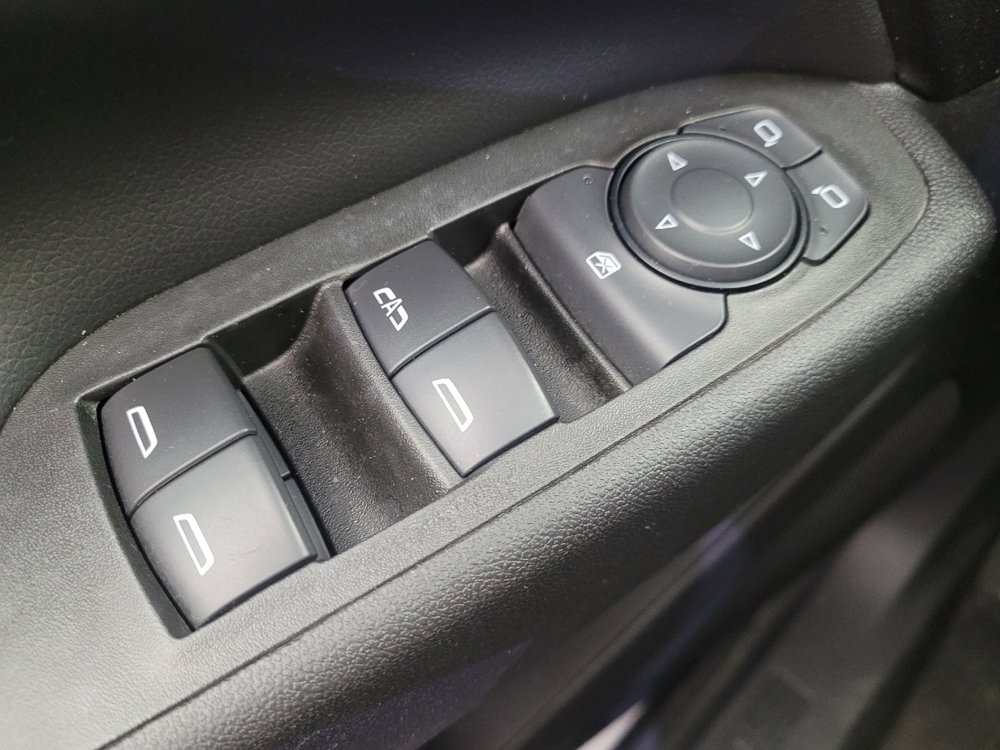Used 2021 Chevrolet Equinox LT image 27