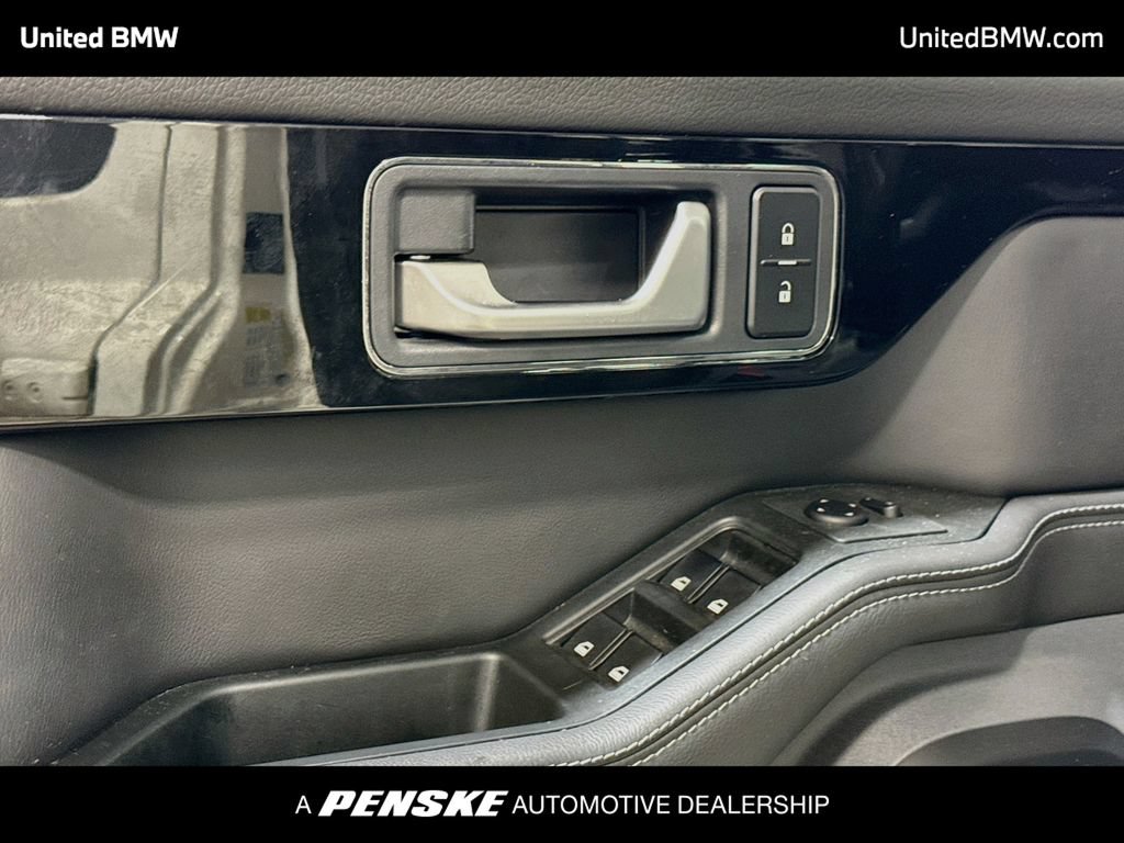 Used 2024 INEOS Grenadier Station Wagon AWD/4WD image 10